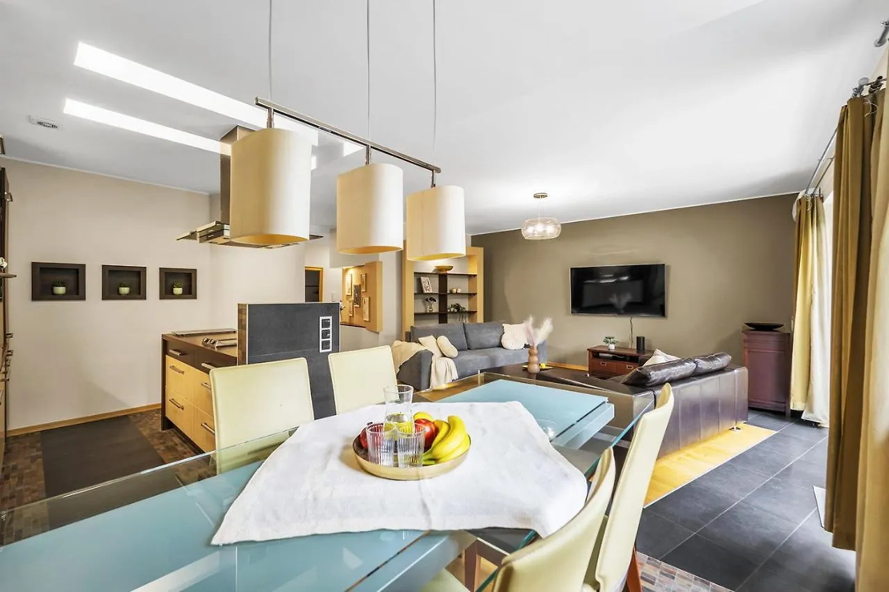 90M2 Prestige Suite - Parking & Jacuzzi & Aircon By Rentujemy 바르샤바